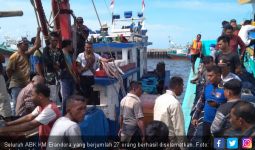 KM Erandora Tenggelam, 27 ABK Berhasil Diselamatkan - JPNN.com