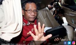 Hubungan Jokowi dan Mahfud MD Baik-Baik Saja, Tak Ada Dendam - JPNN.com