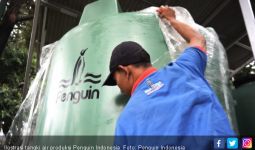 Pasang Tangki Air Penguin Kini Bisa via Aplikasi - JPNN.com