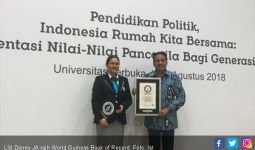 LSI Denny JA Pecahkan Rekor Dunia untuk Pendidikan Politik - JPNN.com