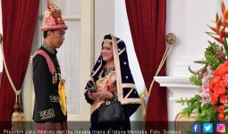 Mau gak ya Pak Jokowi Dibuatkan Busana oleh Para Tuna Rungu? - JPNN.com