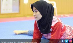 Emas Pertama Indonesia! Defia Rosmaniar Ukir Rekor Ganda - JPNN.com