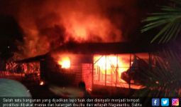 Dua Lapo Tuak di Paluta Dibakar Ratusan Ibu-ibu - JPNN.com