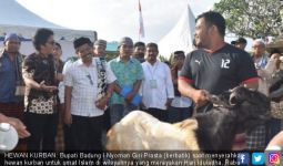 Dukungan Bupati untuk Eksistensi Umat Islam di Bali - JPNN.com