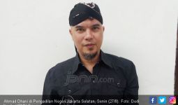 Jalani Sidang, Ahmad Dhani Ditemani Simpatisan Prabowo - JPNN.com