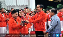 Jokowi Tak Rela Atlet Indonesia Dicemooh - JPNN.com