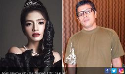 Pamer Cincin, Angel Karamoy Sudah Dilamar? - JPNN.com