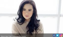 Tujuh Tahun Menikah, Shezy Idris Mau Gugat Cerai Suami - JPNN.com