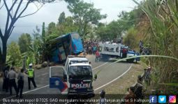 Cerita Mistis di Balik Kecelakaan Bus di Sukabumi - JPNN.com