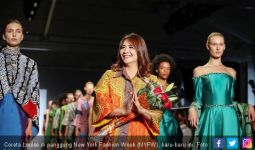 Coreta Louise Tampilkan Batik Sulut di New York Fashion Week - JPNN.com