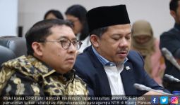 Fahri Hamzah: Birokrasi Belum Solid Dalam Penanganan Bencana - JPNN.com