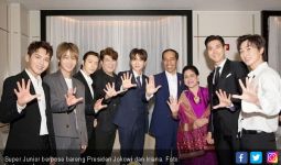 Super Junior Pamer Foto Bareng Jokowi, Begini Gayanya - JPNN.com