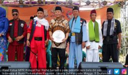 Wakil Ketua MPR Dukung Jawara Betawi Melestarikan Silat - JPNN.com