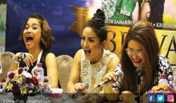 Lama Tidak Terlihat, 3 Diva Sepanggung Lagi - JPNN.com