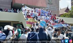 Honorer K2 Terbukti Mampu Menekan Pemerintah - JPNN.com