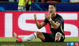 Kena Kartu Merah, Ronaldo Menangis Tinggalkan Lapangan - JPNN.com