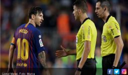 Kecewa, Lionel Messi Tolak Bersalaman dengan Wasit - JPNN.com