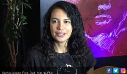 Sophia Latjuba Tolak Job demi Main Teater tentang Dayak - JPNN.com