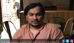 Curigai Keanehan di Wajah Ratna, Tompi Panen Ujaran Nyinyir - JPNN.com