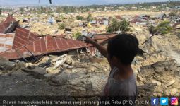 Kisah Pilu Ridwan Bocah Kelas 5 Korban Gempa Palu, Oh Mama - JPNN.com