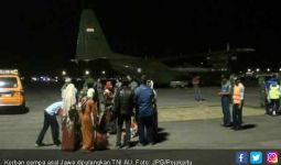 Pesawat Hercules Bolak-Balik Palu Angkut Korban Gempa - JPNN.com