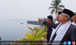 Kesan Kiai Ma'ruf tentang Pesona Danau Toba - JPNN.com