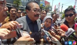 Keputusan Pakde Karwo Bikin Buruh Kecewa, Siap Unjuk Rasa - JPNN.com