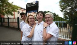 SMA di Sydney yang Izinkan Siswa Pria Pakaian Wanita Dikecam - JPNN.com