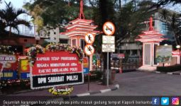 Sahabat Polisi Kirim Karangan Bunga Untuk Kapolri - JPNN.com