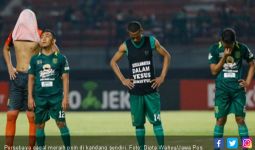 Aduh, Persebaya Cuma Berjarak Satu Poin dari Zona Degradasi - JPNN.com