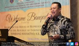 Ketua DPR Bamsoet: Partai Politik Pilar Utama Demokrasi - JPNN.com