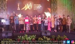 Kominfo Beri Penghargaan Untuk 9 Tokoh & Lembaga Komunikasi - JPNN.com