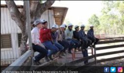 20 Mahasiswa Indonesia Belajar Menunggang Kuda di Darwin - JPNN.com