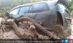 Cara Sederhana Cek Mobil Bekas yang Pernah Terkena Banjir - JPNN.com