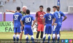 Persela Jago Kandang, Pelatih Persib Umbar Ambisi Besar - JPNN.com