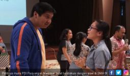 Berdiskusi dengan Siswi SMA, Bang Ara Suarakan Jas Merah - JPNN.com