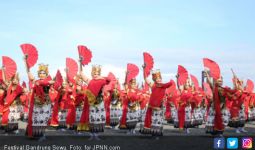 Hipnotis Wisatawan, Festival Gandrung Sewu Banjir Pujian - JPNN.com