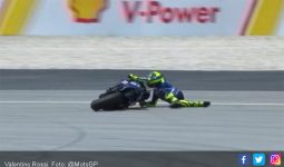 Oh Betapa Malangnya Nasib Valentino Rossi di MotoGP Malaysia - JPNN.com