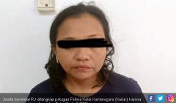 Janda 3 Anak Jadikan Rumahnya Tempat Berbuat Maksiat - JPNN.com