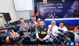 Bea Cukai Bandung Gagalkan Penyelundupan SS di Bandara - JPNN.com