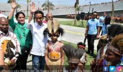 Jokowi Kepada Pace, Mace, dan Mama di Papua: Saya Memahami Perasaan Kalian - JPNN.com