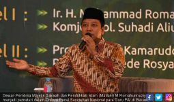 Romahurmuziy Ajak Guru PAI Kuasai Teknologi - JPNN.com