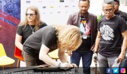 Dilelang untuk Korban Gempa, Gitar Megadeth Laku Rp 150 Juta - JPNN.com