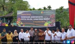 Kementan Resmikan Agrowisata Durian di Kota Solok - JPNN.com
