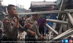 Puting Beliung Bogor: 770 Rumah Rusak, 1 Orang Meninggal - JPNN.com