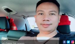 Vicky Prasetyo Gandeng Kekasih Baru, Perkenalan Tak Sengaja - JPNN.com