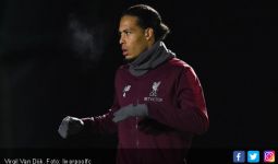 Bek Tangguh Ini Bertekad jadi Legenda Liverpool - JPNN.com