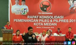 Djarot Sebut Sebagian Kader Gerindra Hatinya ke Jokowi - JPNN.com