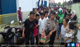 Astaga, Mayat Bayi Diikat Tali Sepatu Lalu Dimasukkan Kardus - JPNN.com