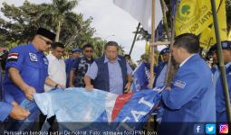 SBY Kesal Lihat Bendera Demokrat Dirobek di Pekanbaru - JPNN.com